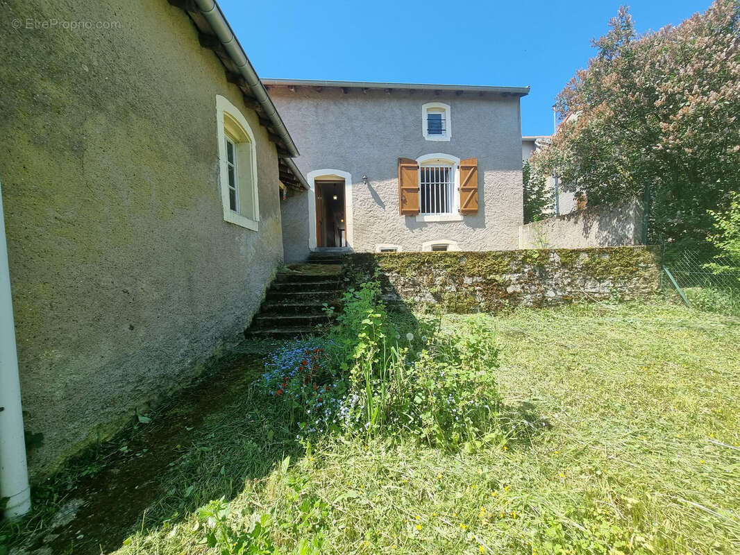Maison à VIVIERS