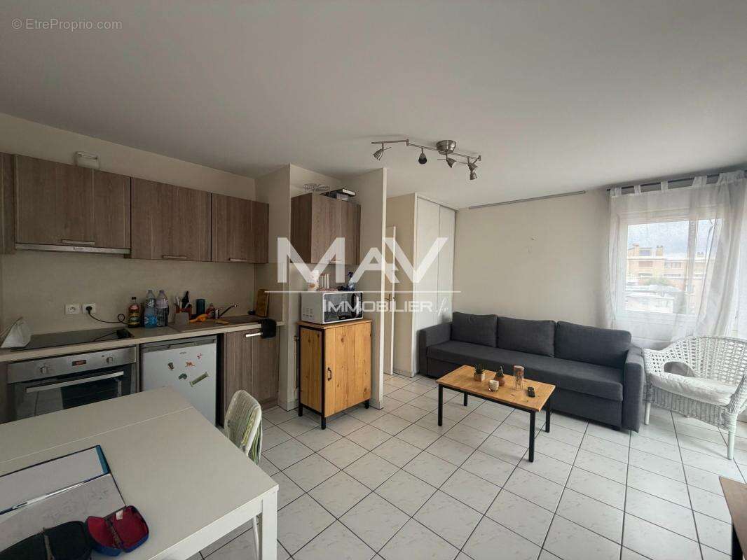 Appartement 38 m² à Lille  - photo 3