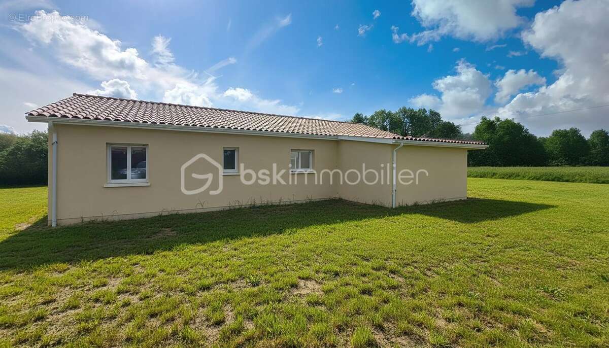 Maison à VILLEFRANCHE-DE-LONCHAT