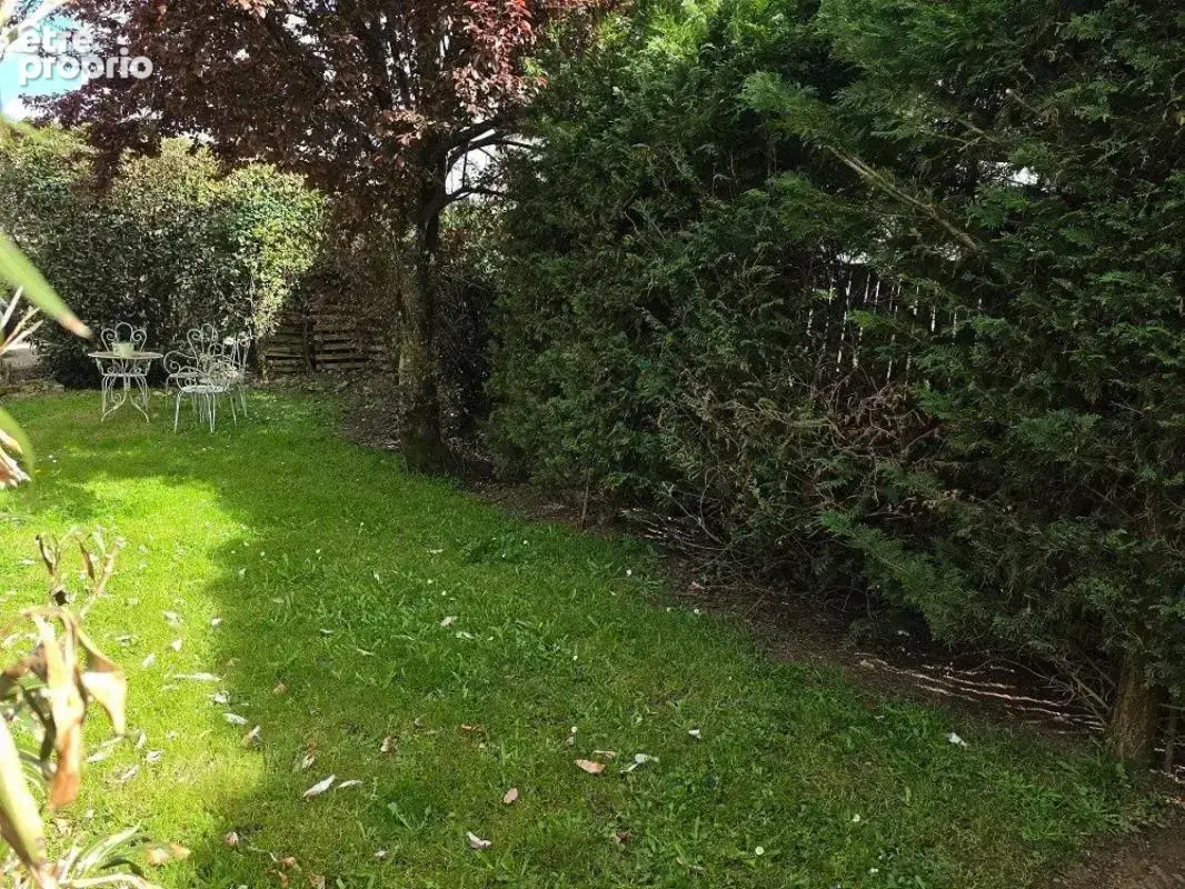 Moutier-sur-le-Lay maison en pierres de 170 m² sur terrain clos de 808 m² - photo 11