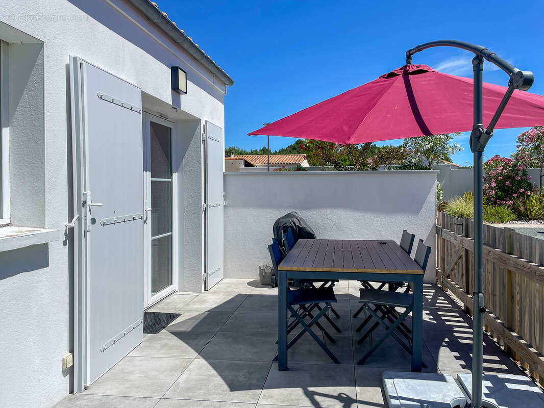 Maison à LES MATHES