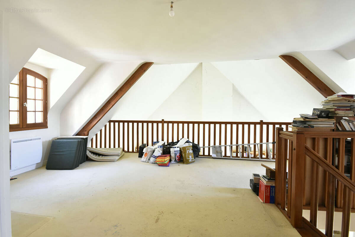 Maison à VILLIERS-SAINT-FREDERIC