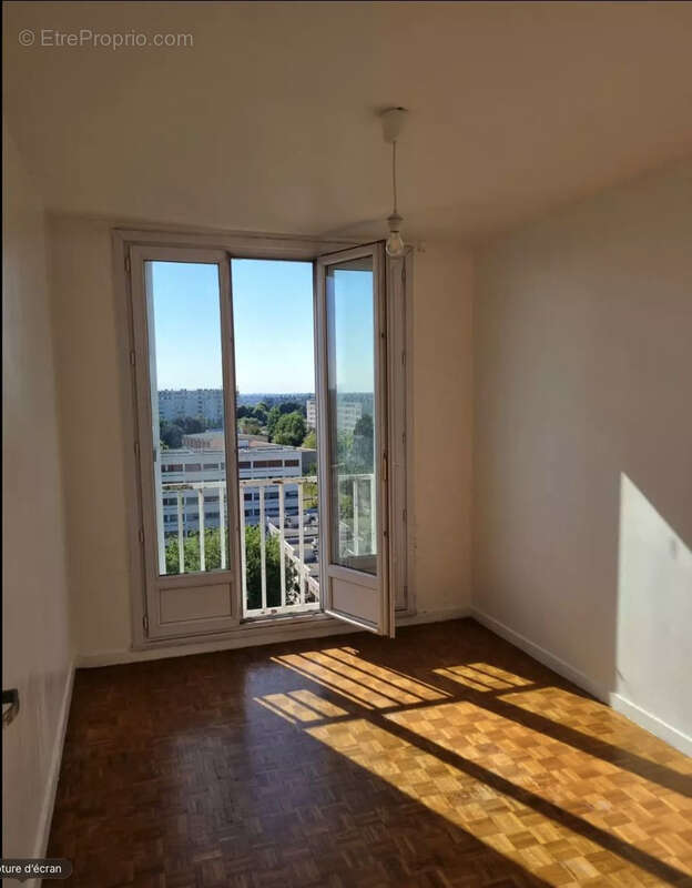 Appartement 58 m² à Longjumeau  - photo 2