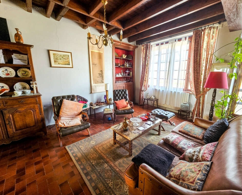 Maison à CASTILLONNES