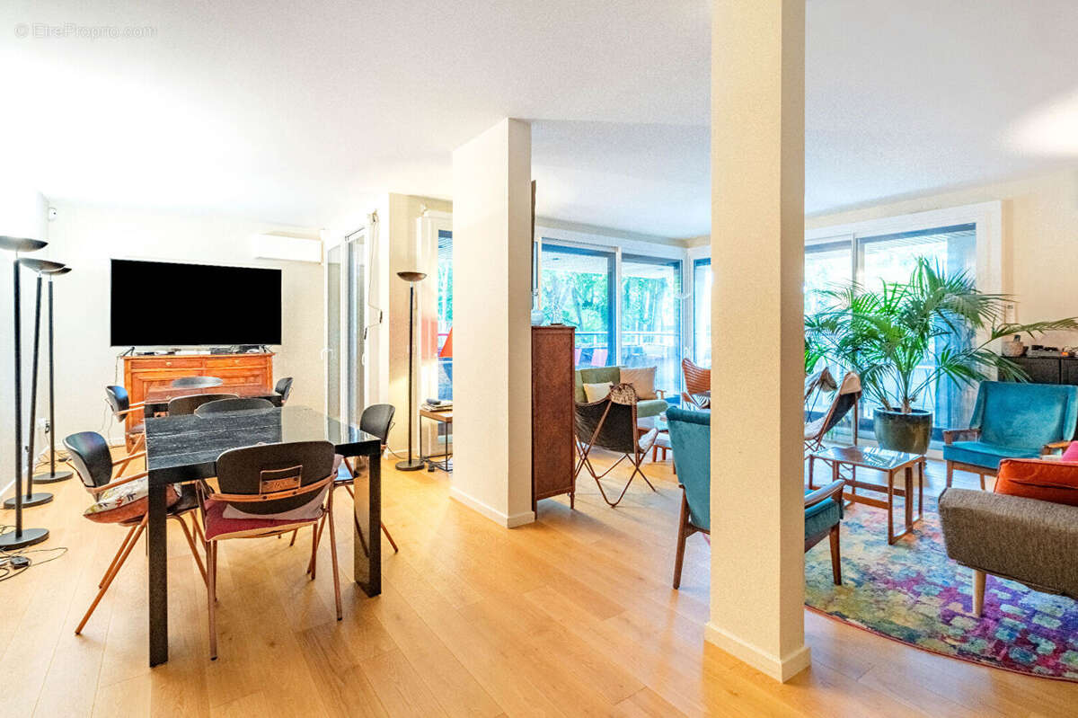 Appartement à LEVALLOIS-PERRET