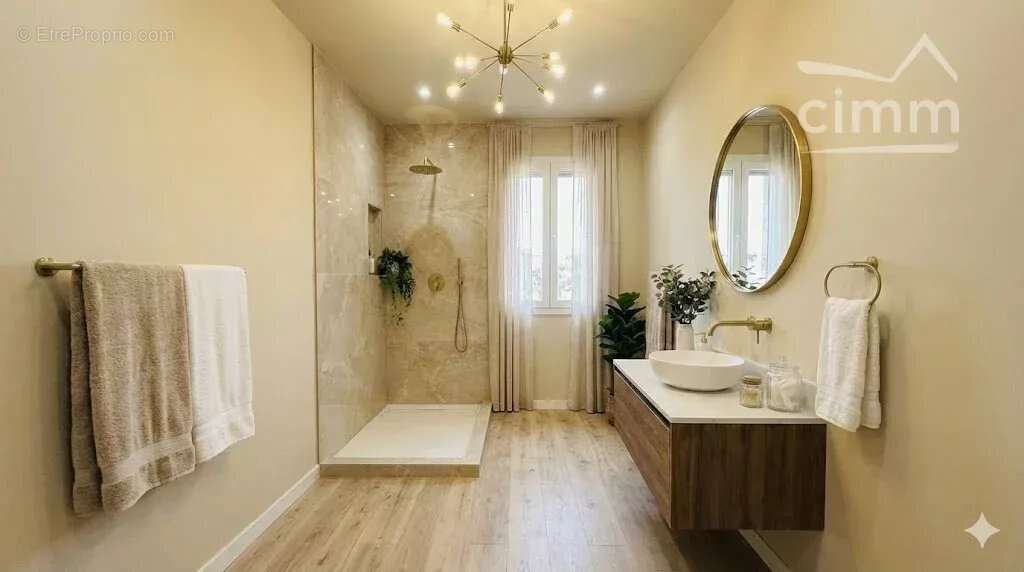 Appartement à L'ISLE-SUR-LA-SORGUE