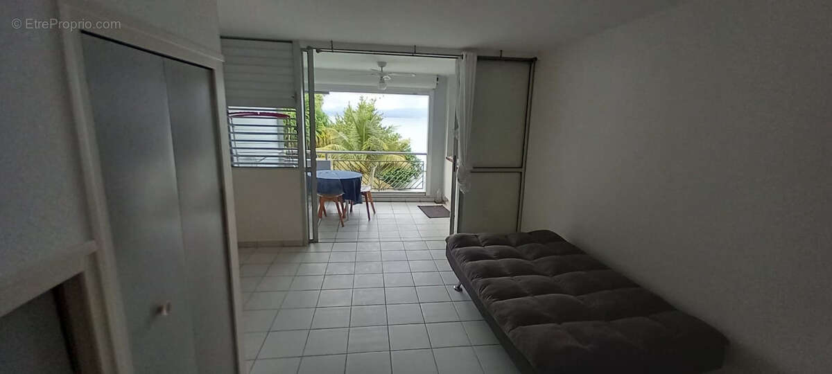 Appartement à LE GOSIER