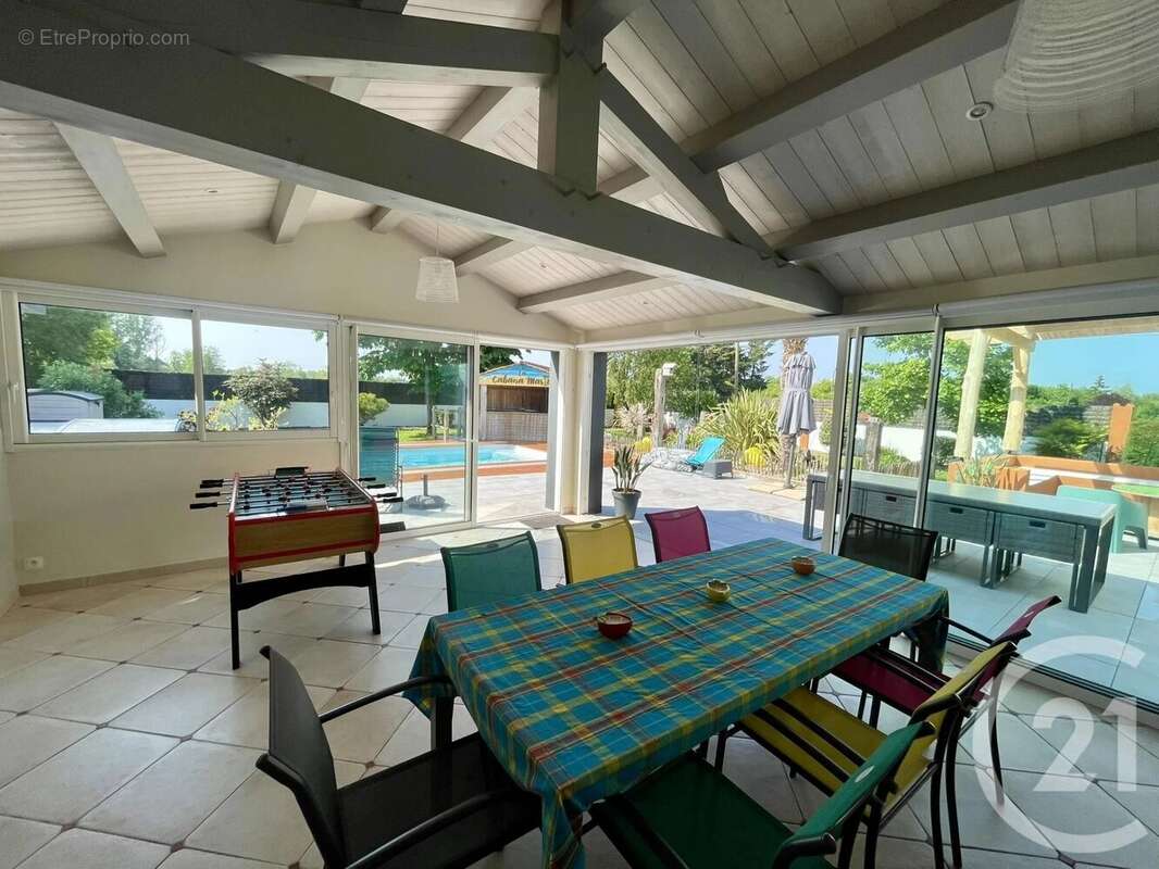 Maison à LE PERRIER