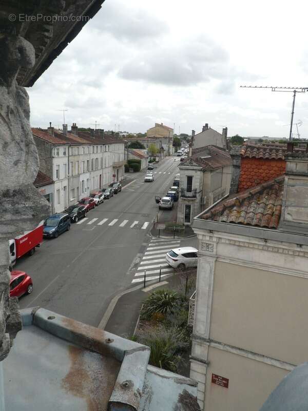  A Vendre Maison BOURGEOISE COGNAC Proche Centre Ville  - photo 13