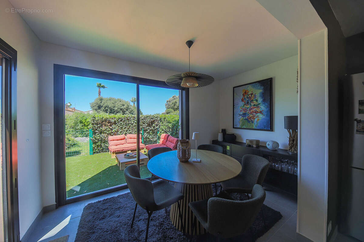 Duplex de charme T5  avec vue mer et accès plage à pied - photo 4