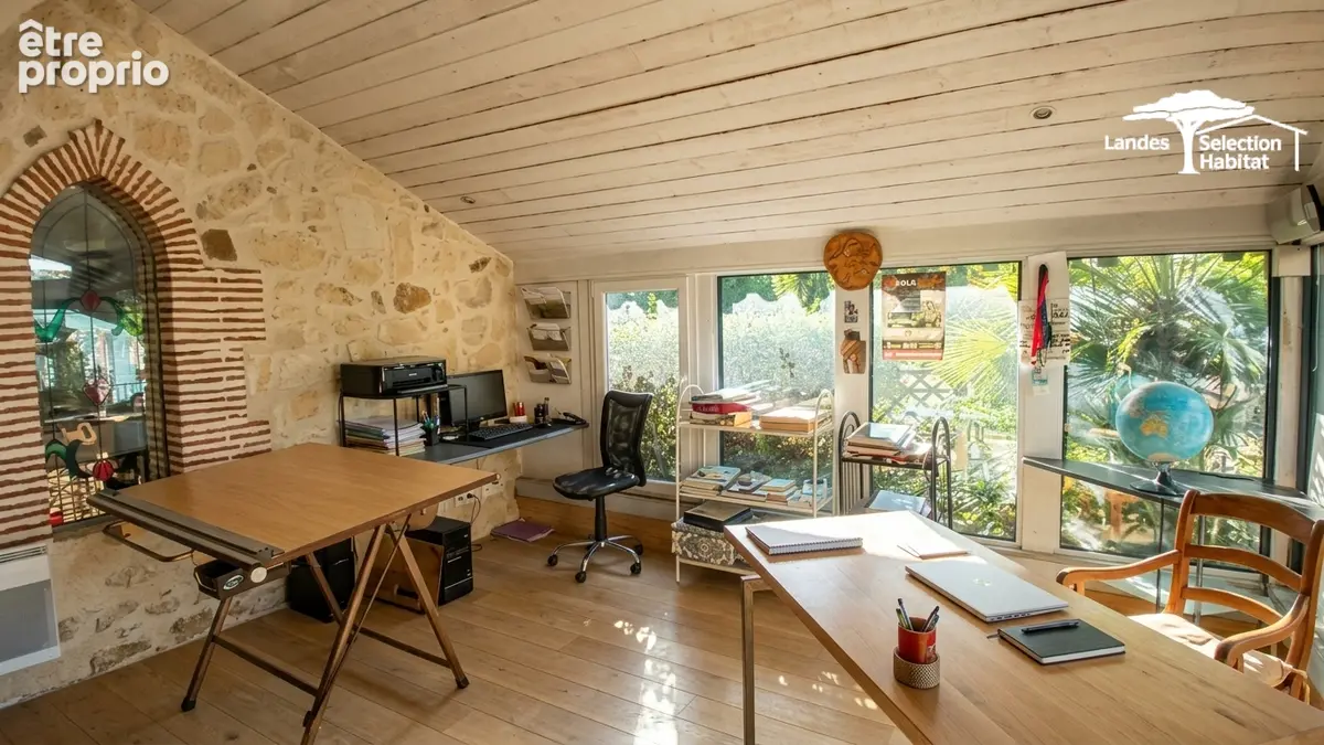 Ensemble immobilier d'exception de 380 m² hab. , piscine, dépendances et revenus locatifs - photo 8