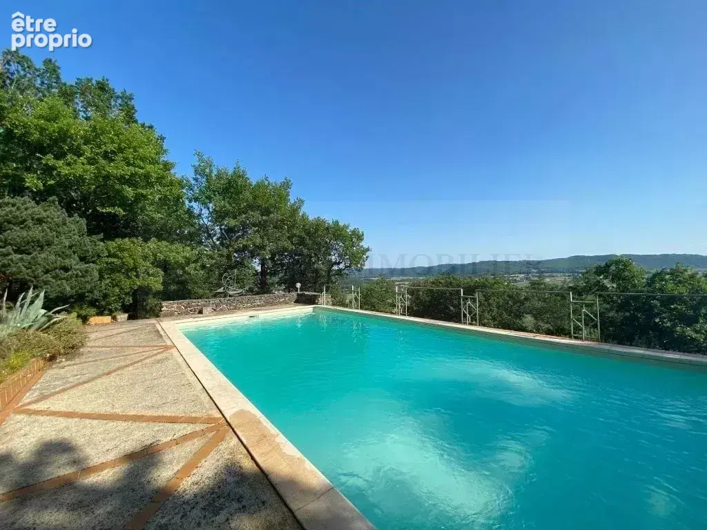 Superbe maison contemporaine avec piscine, terrasse et terrain de 1ha 77a 83ca m² - photo 20
