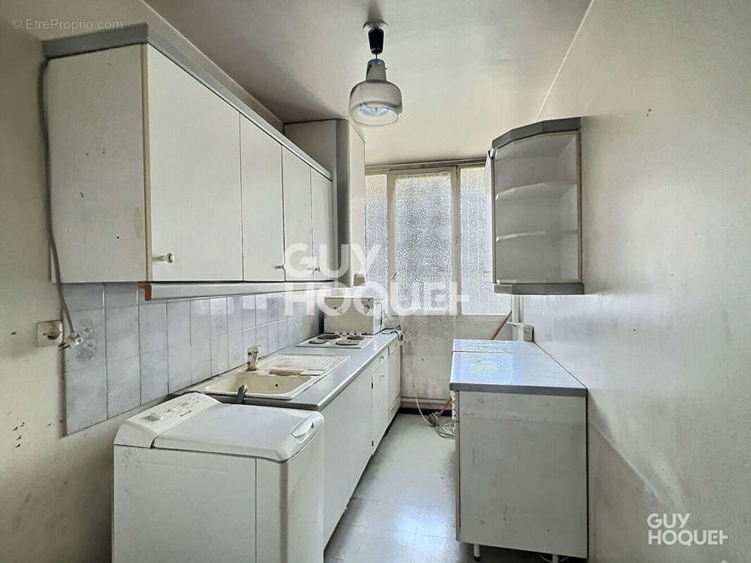 Appartement à AUBERVILLIERS