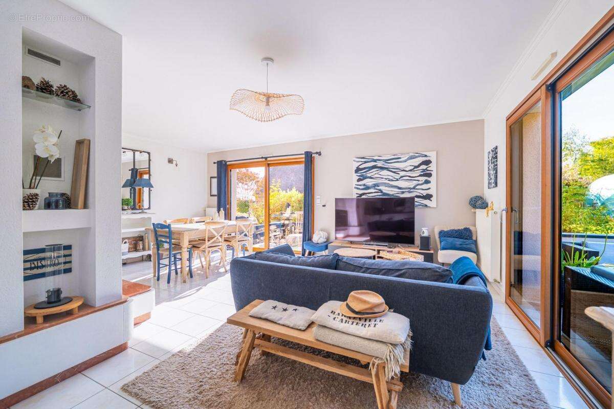 Maison à YVRE-L&#039;EVEQUE