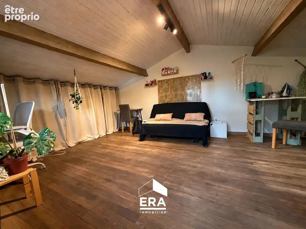 À VENDRE : Maison rénovée 1 200 m² de terrain + 3 CH à Pessac - photo 8