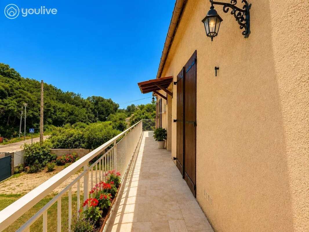 Maison à SANTA-LUCIA-DI-MORIANI