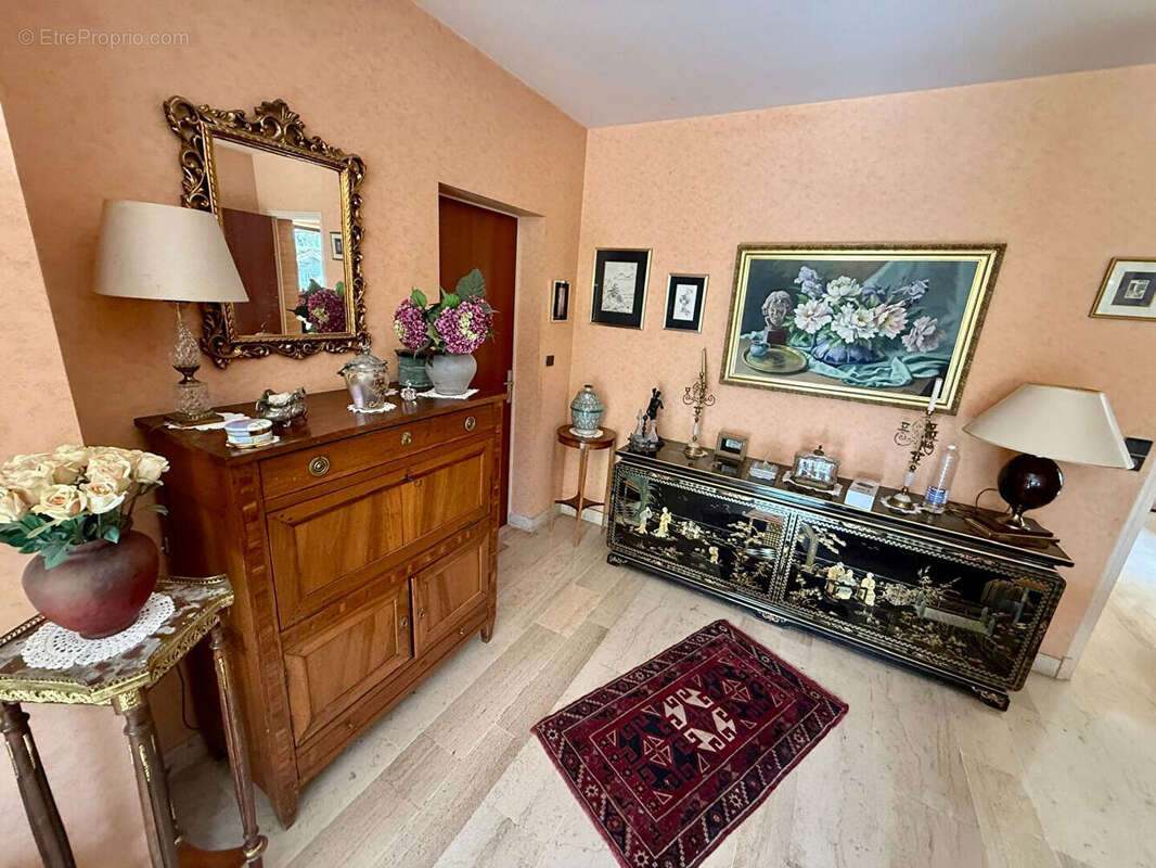 Maison à MADONNE-ET-LAMEREY