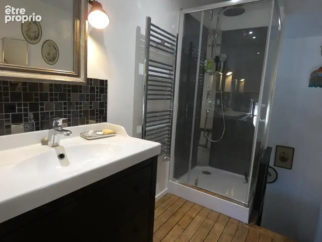 Maison centre ville (220 m²) bord de rivière - photo 14