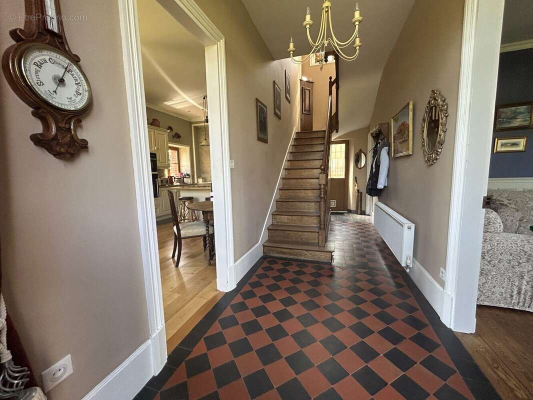 Maison à CERISY-BELLE-ETOILE