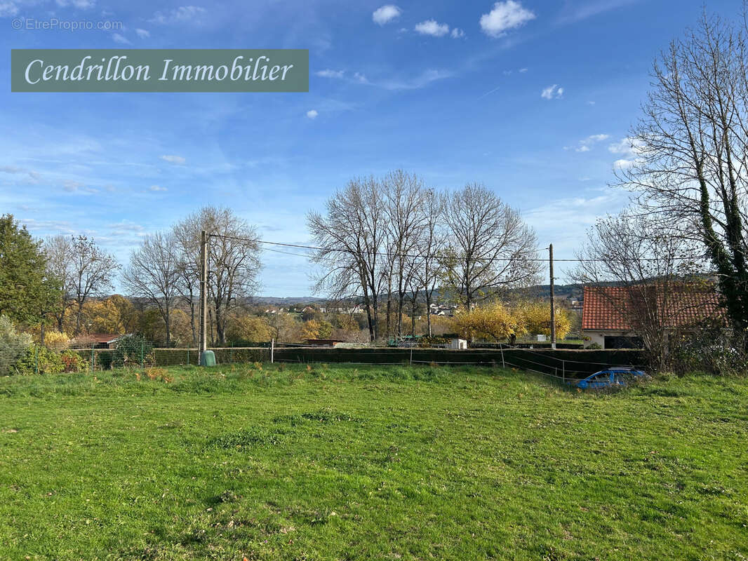 Terrain à BOURGANEUF
