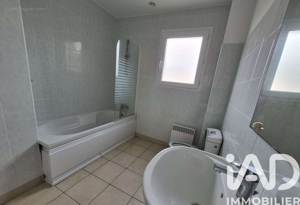 Photo 3 - Maison à COURTISOLS