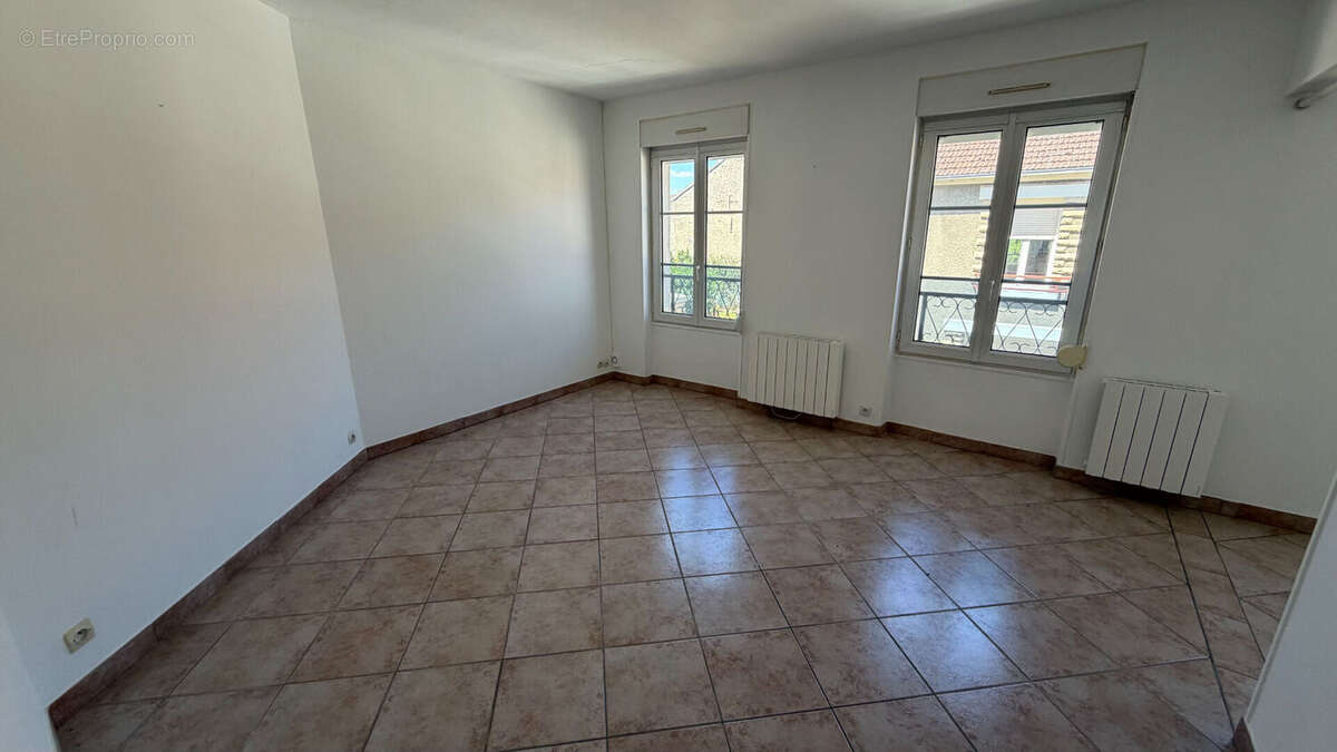 Appartement à MEZIERES-SUR-SEINE