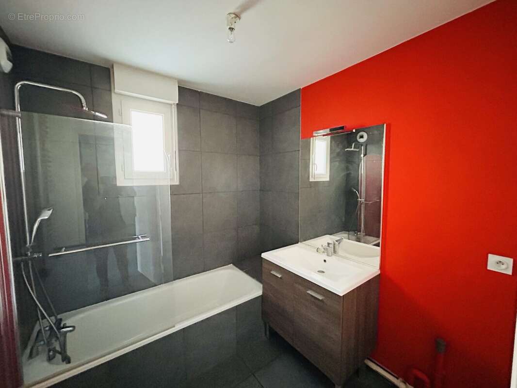 Appartement 82 m² à Varces-Allieres-Et-Risset  - photo 5