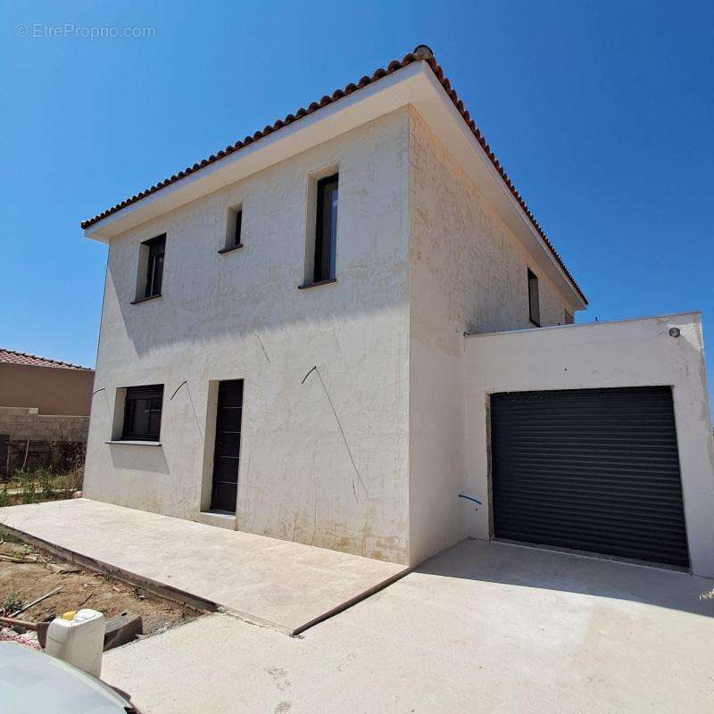 Maison à ROUJAN