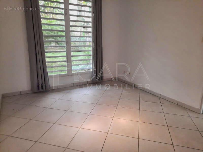 PHOTO-2025-12-12-16-23-29_lzn - Maison à REMIRE-MONTJOLY