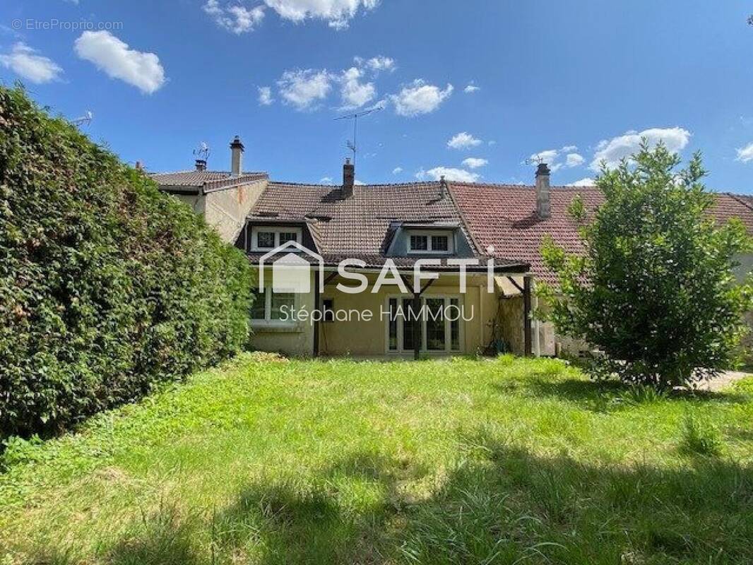 Photo 1 - Maison à LA FERTE-SOUS-JOUARRE