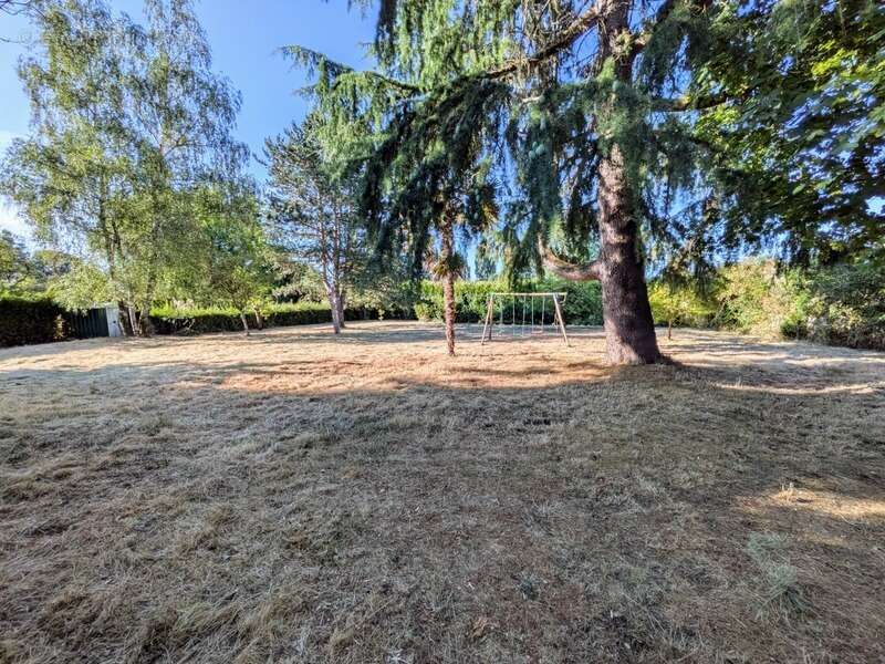 Maison plain-pied 140,5 m² - BRETIGNOLLES (79) - photo 15