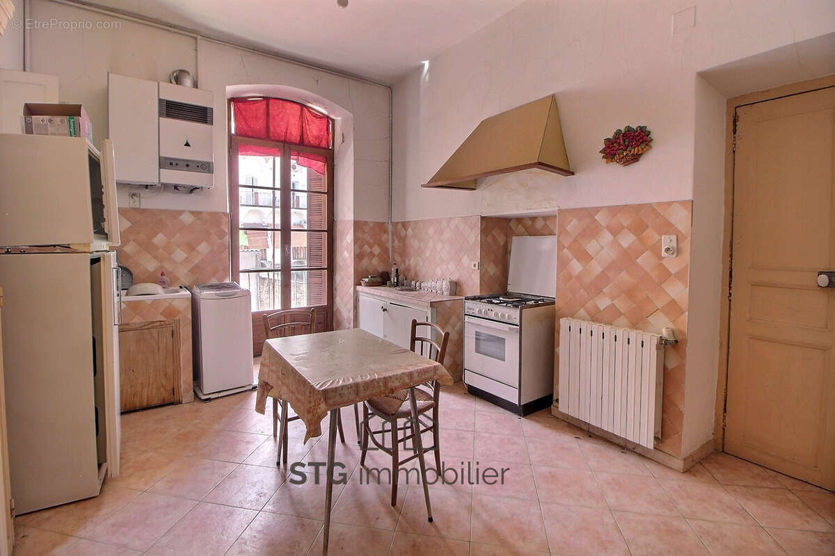 Vente - appartement T4 hypercentre Ajaccio dernier étage - photo 6