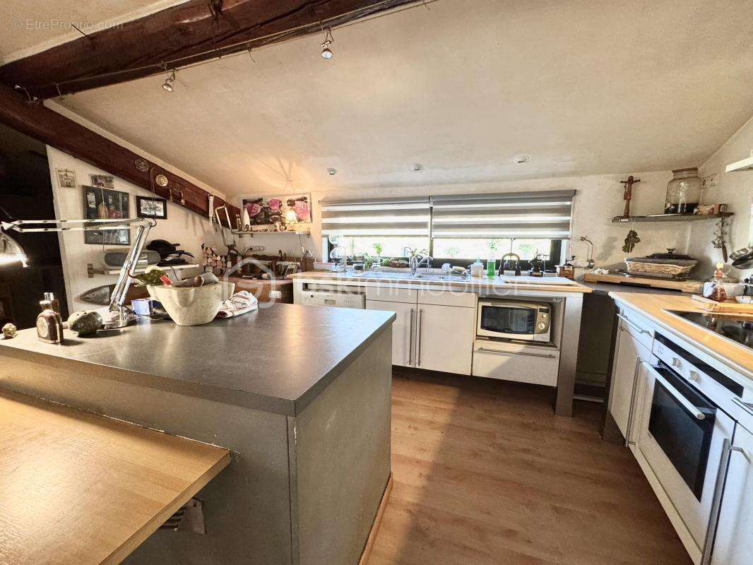 Maison à NISSAN-LEZ-ENSERUNE