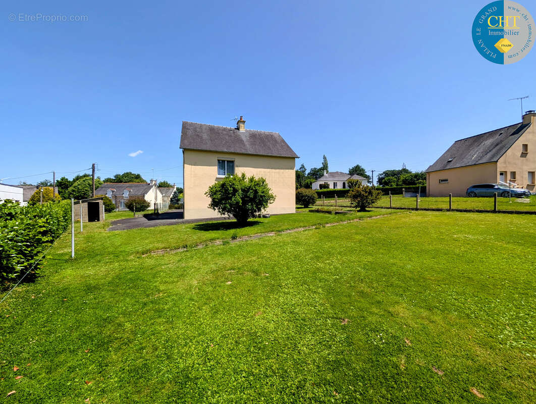 Maison à PLELAN-LE-GRAND