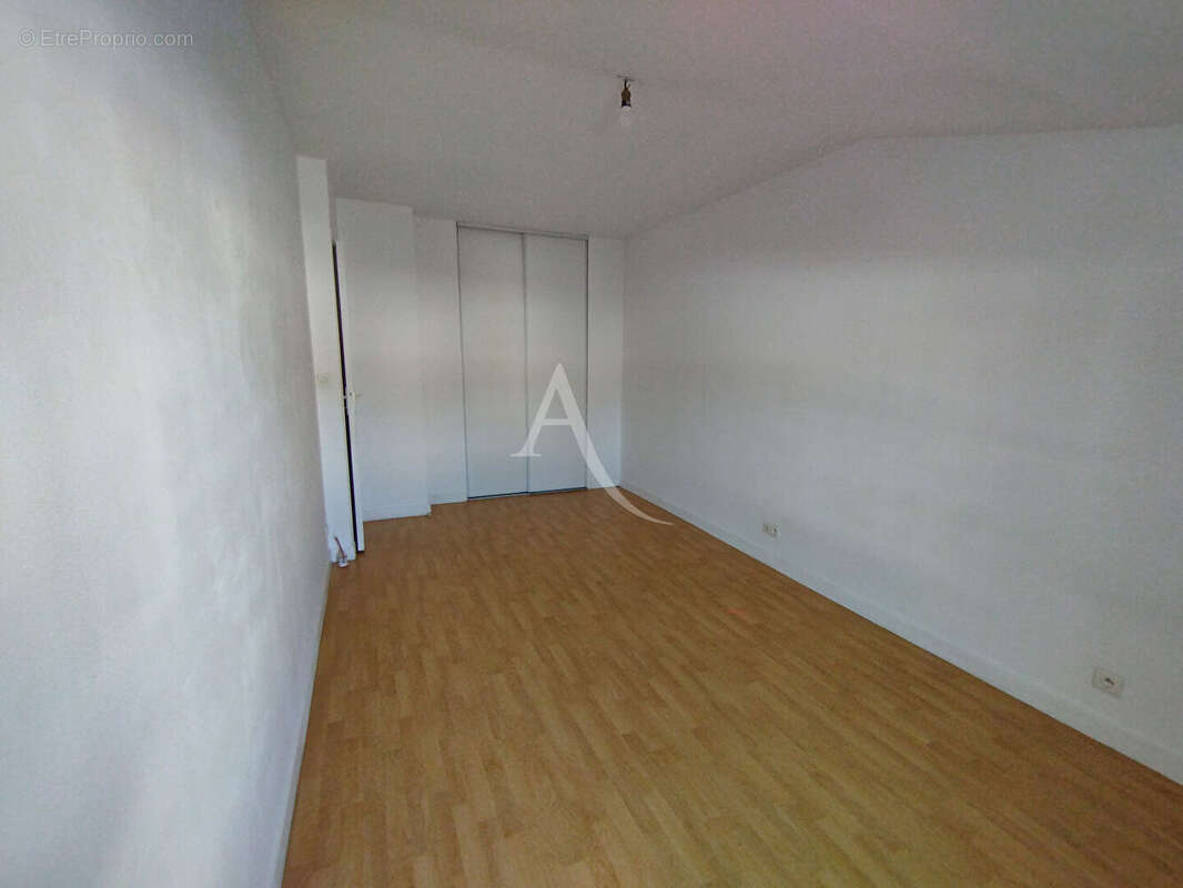 Maison à BUSSAC-SUR-CHARENTE