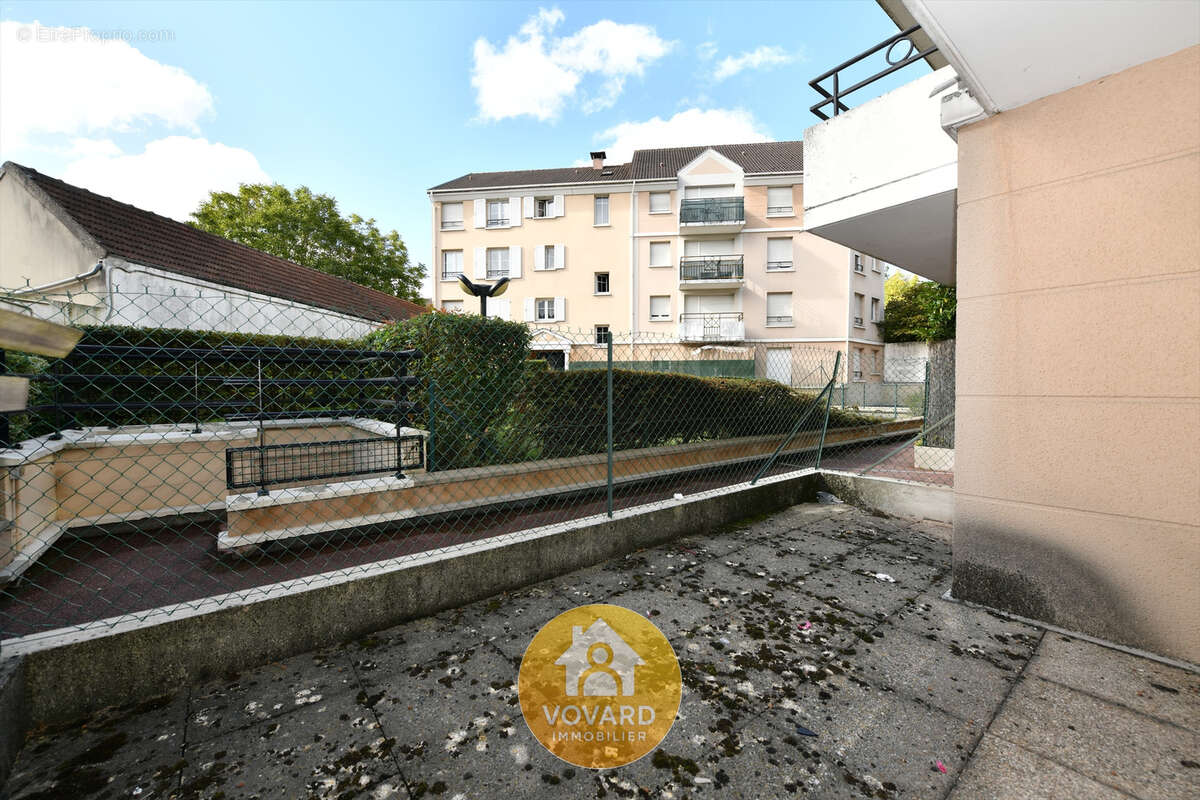 Commerce à SAINT-BRICE-SOUS-FORET