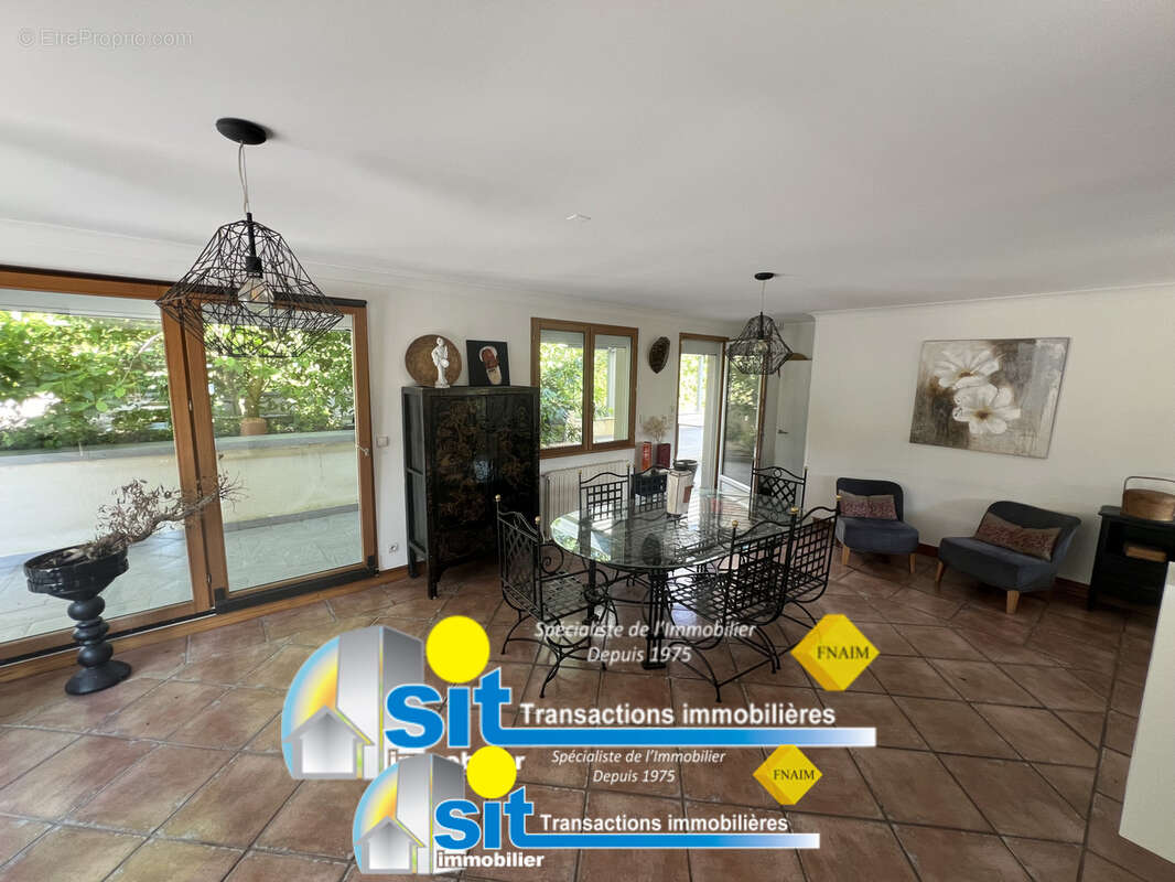 Grande propriété - 270m2 habitables - photo 9