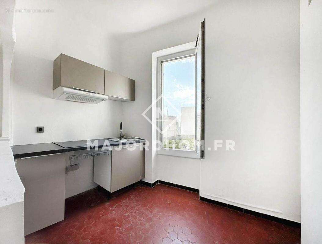 Appartement à MARSEILLE-6E