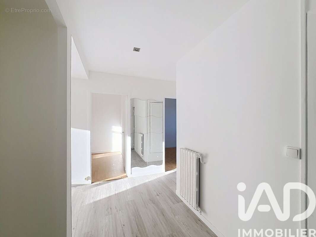 Photo 9 - Appartement à GRETZ-ARMAINVILLIERS