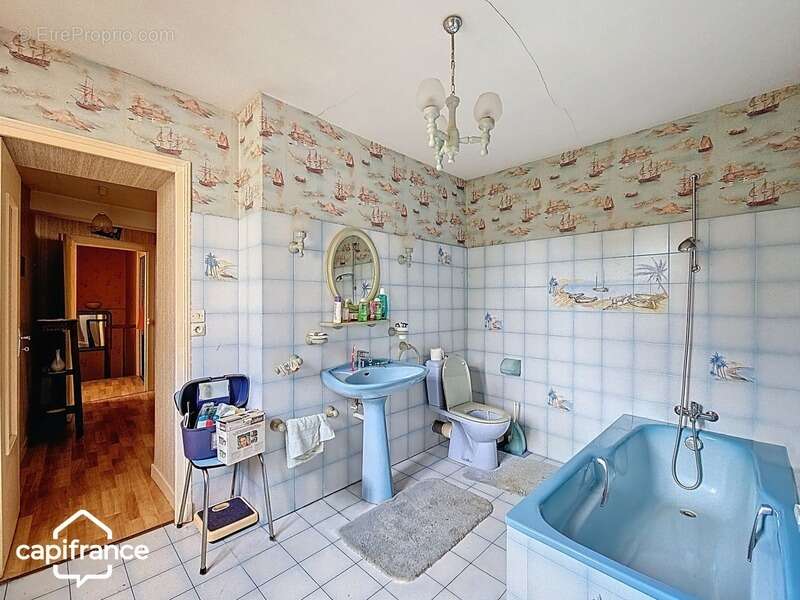 Maison à SAINTE-RADEGONDE