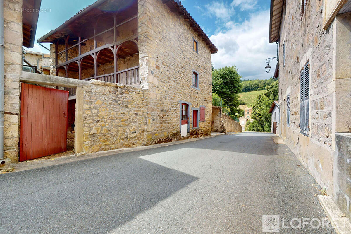Maison Les Ardillats 5 pièce(s) 130 m2 - photo 4