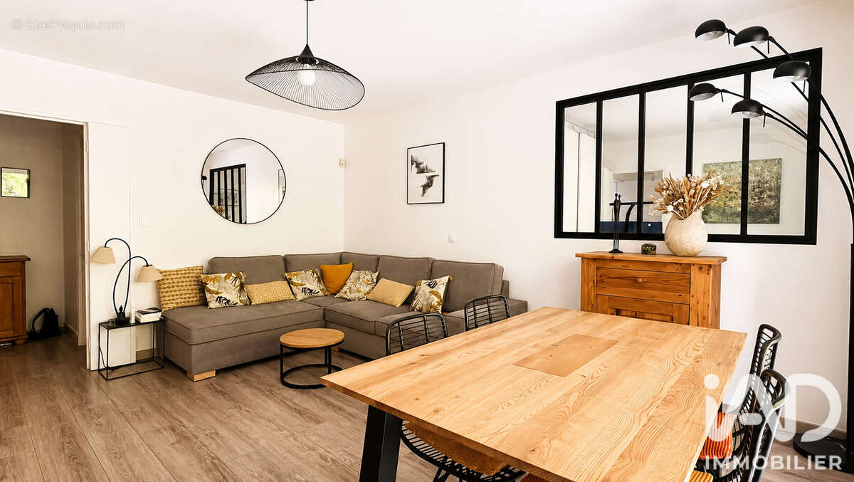 Photo 4 - Appartement à VERRIERES-LE-BUISSON