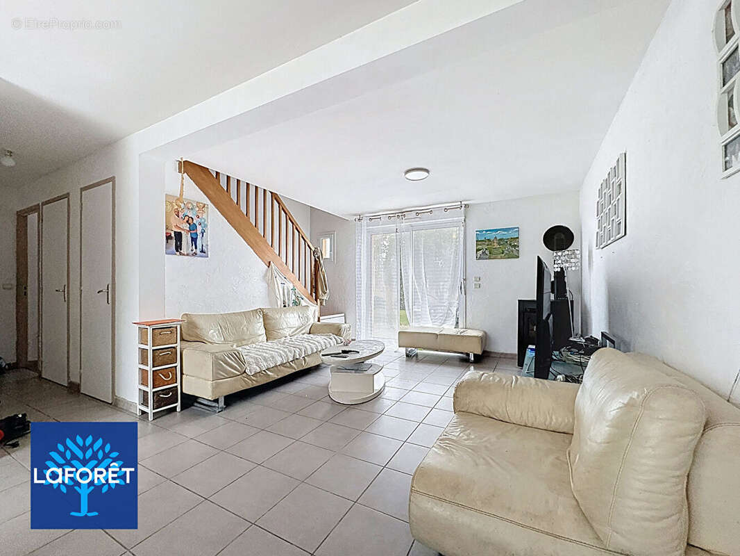 Maison à SAINT-SAUVEUR-DES-LANDES