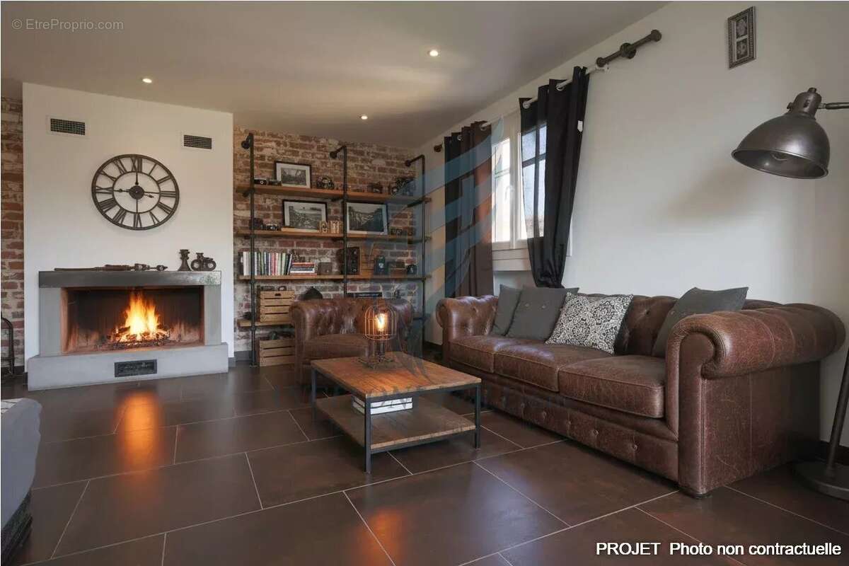 Appartement à COGOLIN