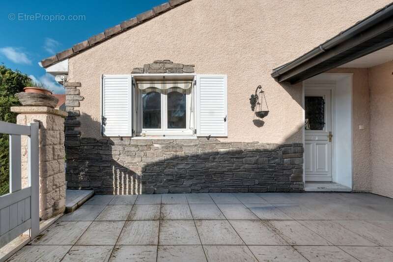 Maison à SAINT-GERMAIN-DE-LA-GRANGE