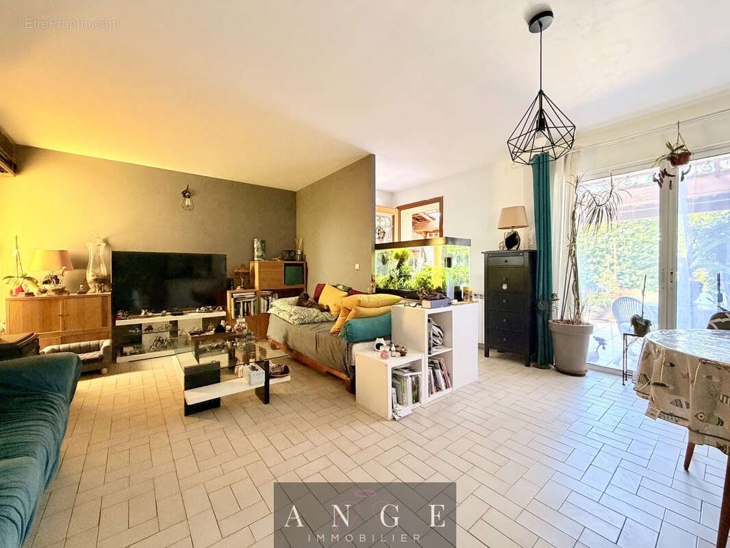 Villa La Crau T4 et jardin centre ville - photo 3
