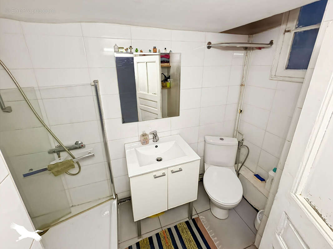 Appartement à MARSEILLE-1E