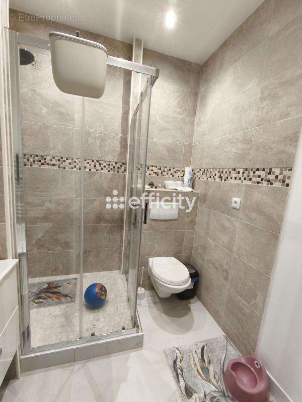 Maison à MINIAC-SOUS-BECHEREL