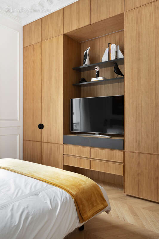 Appartement à PARIS-8E