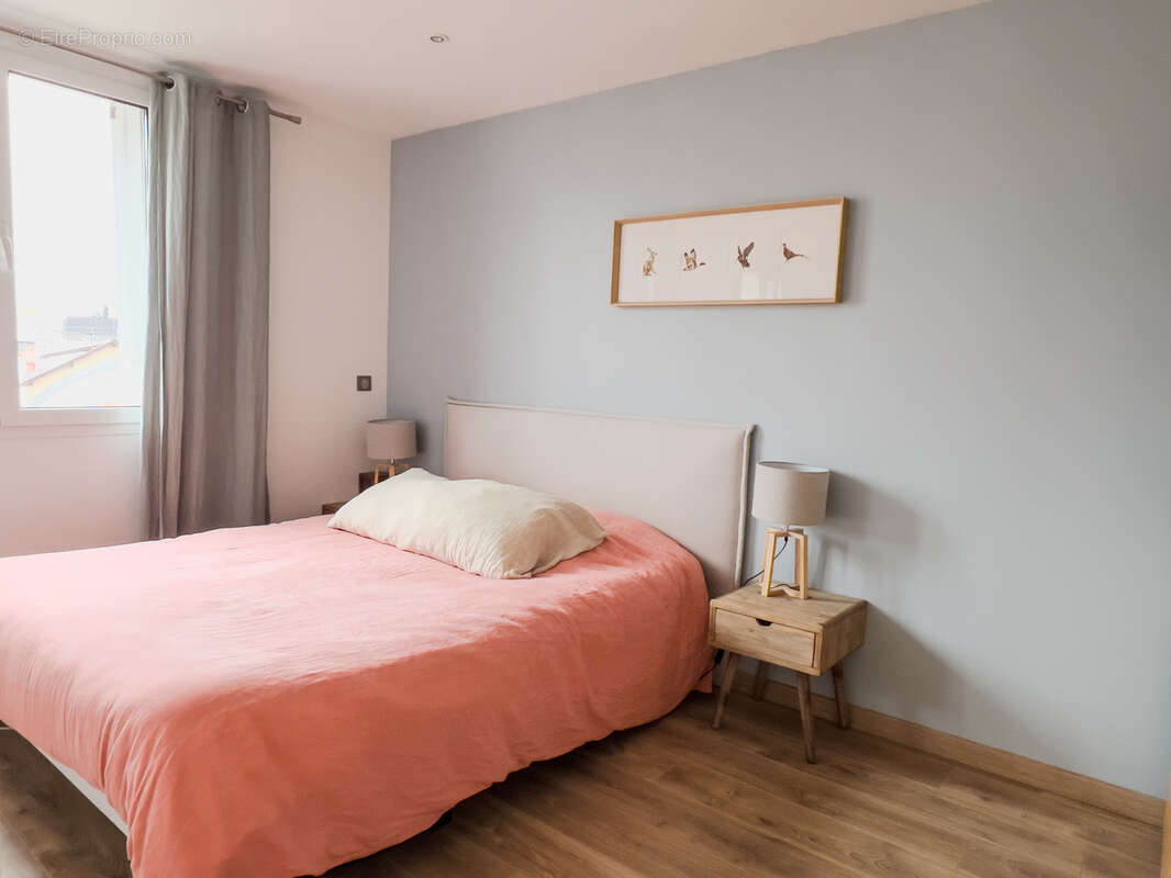 Appartement à ISSY-LES-MOULINEAUX